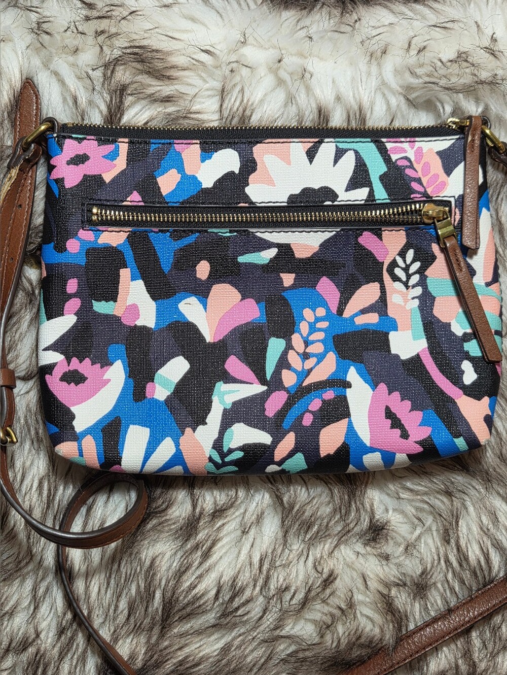 Fossil Fiona Small Crossbody Bag In Black Floral Print With Key! EUC - Picture 10 of 14